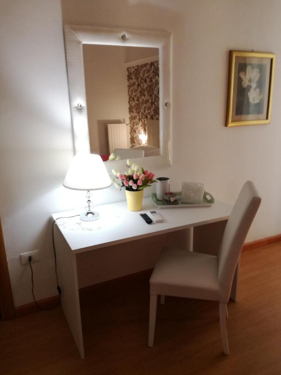 B&B Abatjour - Ambiente Sanificato - Test Antilegionella Assolto Foggia Extérieur photo