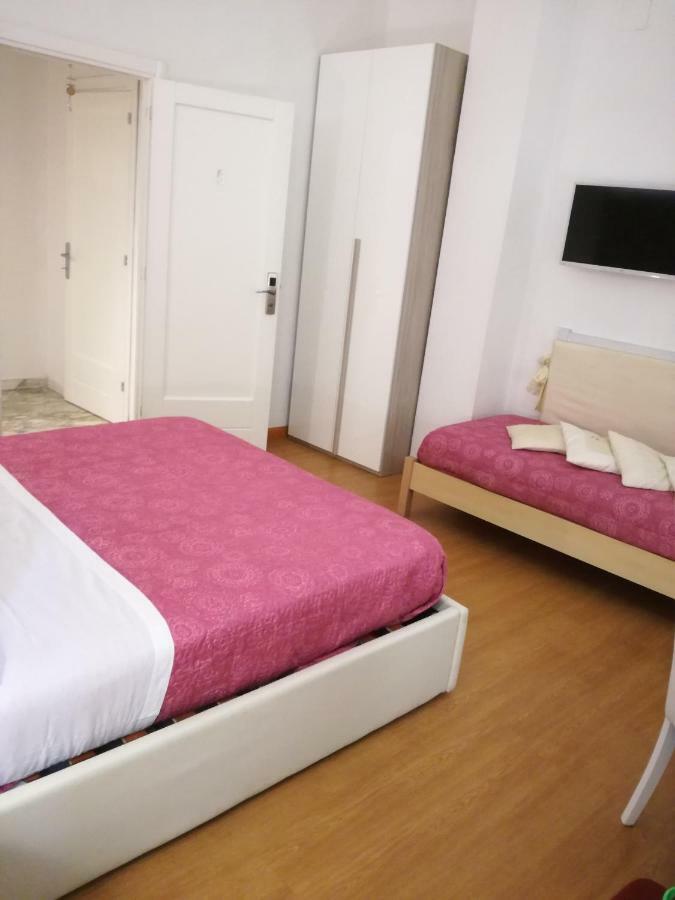 B&B Abatjour - Ambiente Sanificato - Test Antilegionella Assolto Foggia Extérieur photo