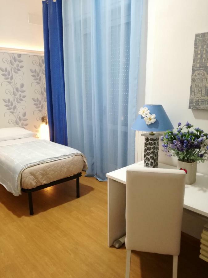 B&B Abatjour - Ambiente Sanificato - Test Antilegionella Assolto Foggia Extérieur photo